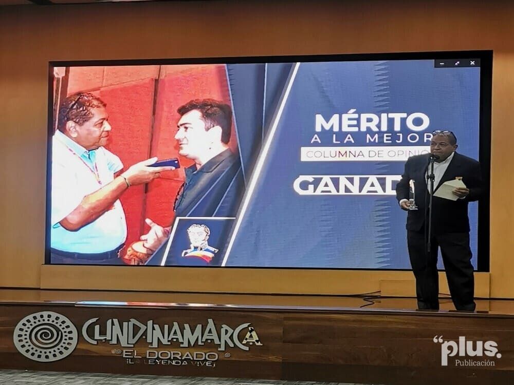 El director de Plus Publicación es ganador por segunda vez de la condecoración «Periodismo Vivo Antonio Nariño» en la categoría Mejor Columna de Opinión